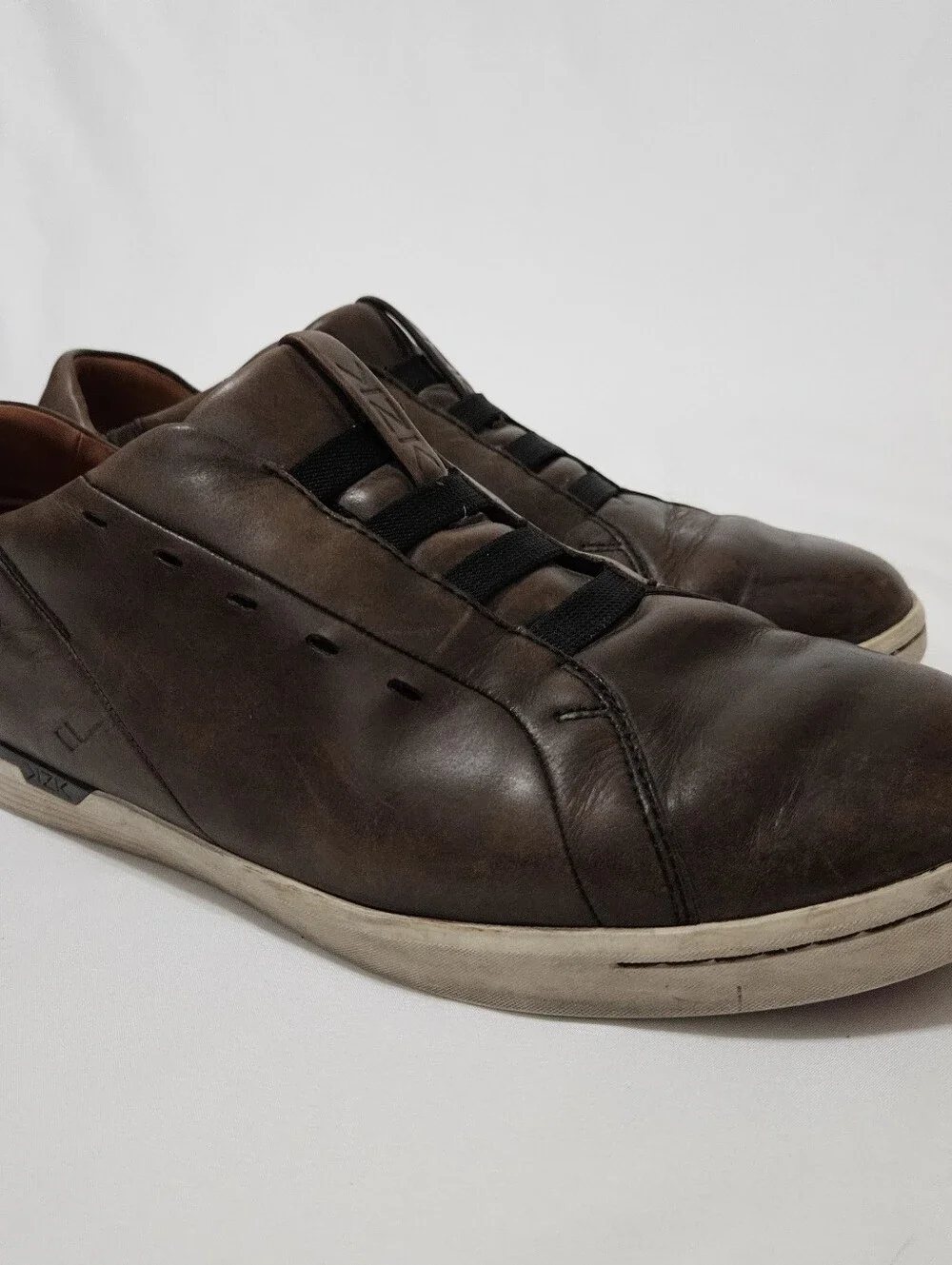 Men’s 10.5W Kizik New York Fast Slip On Brown Leather Shoes Casual Shoes *Read*
